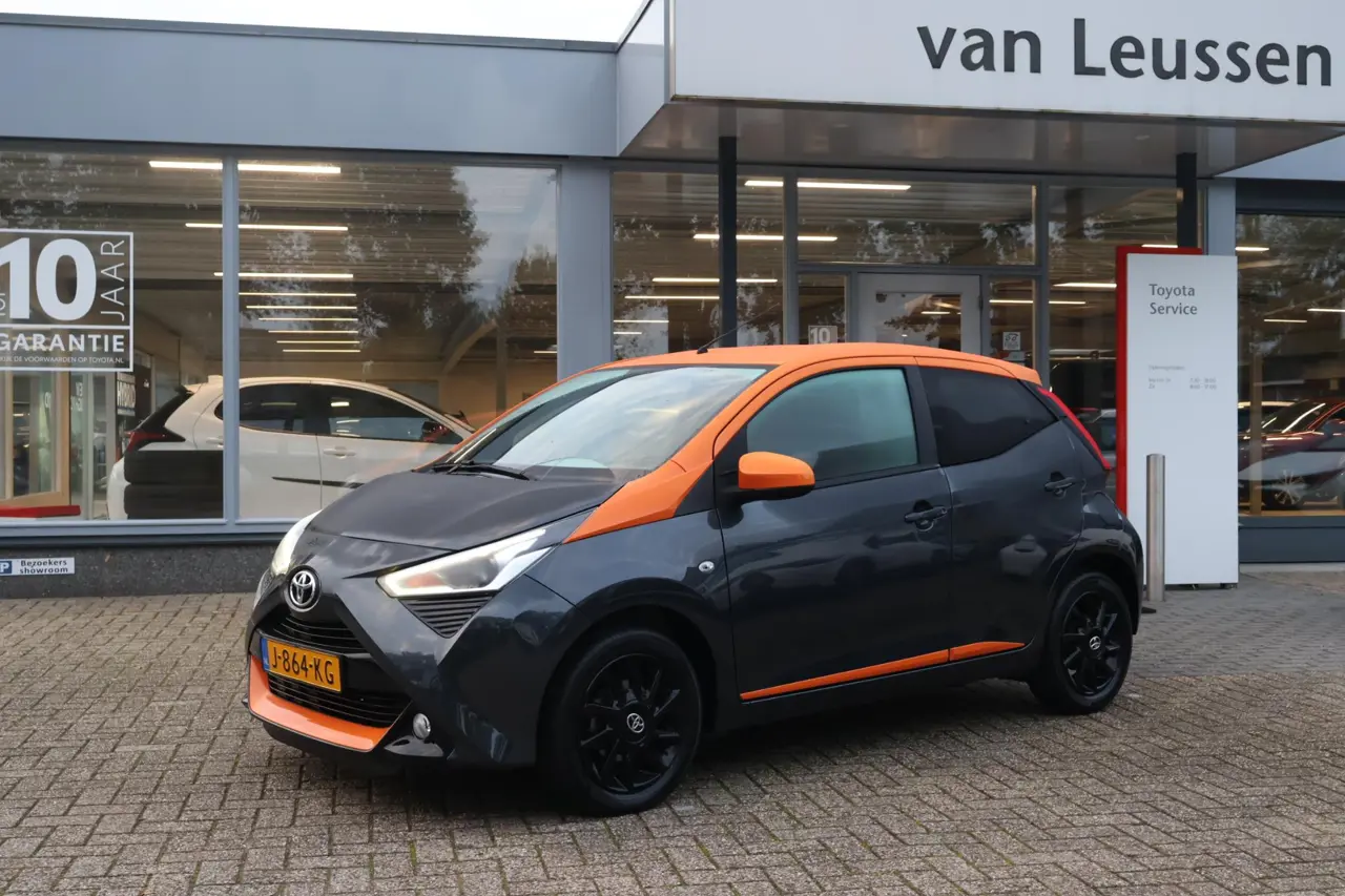 Toyota Aygo 1.0 VVT-i X-Jbl 2020, photo 1