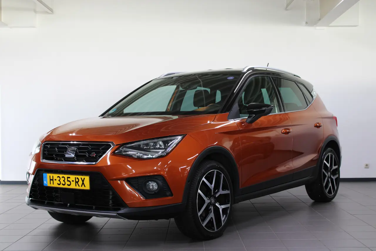 SEAT Arona 1.0 TSI Fr Business Intense 2020, foto 1