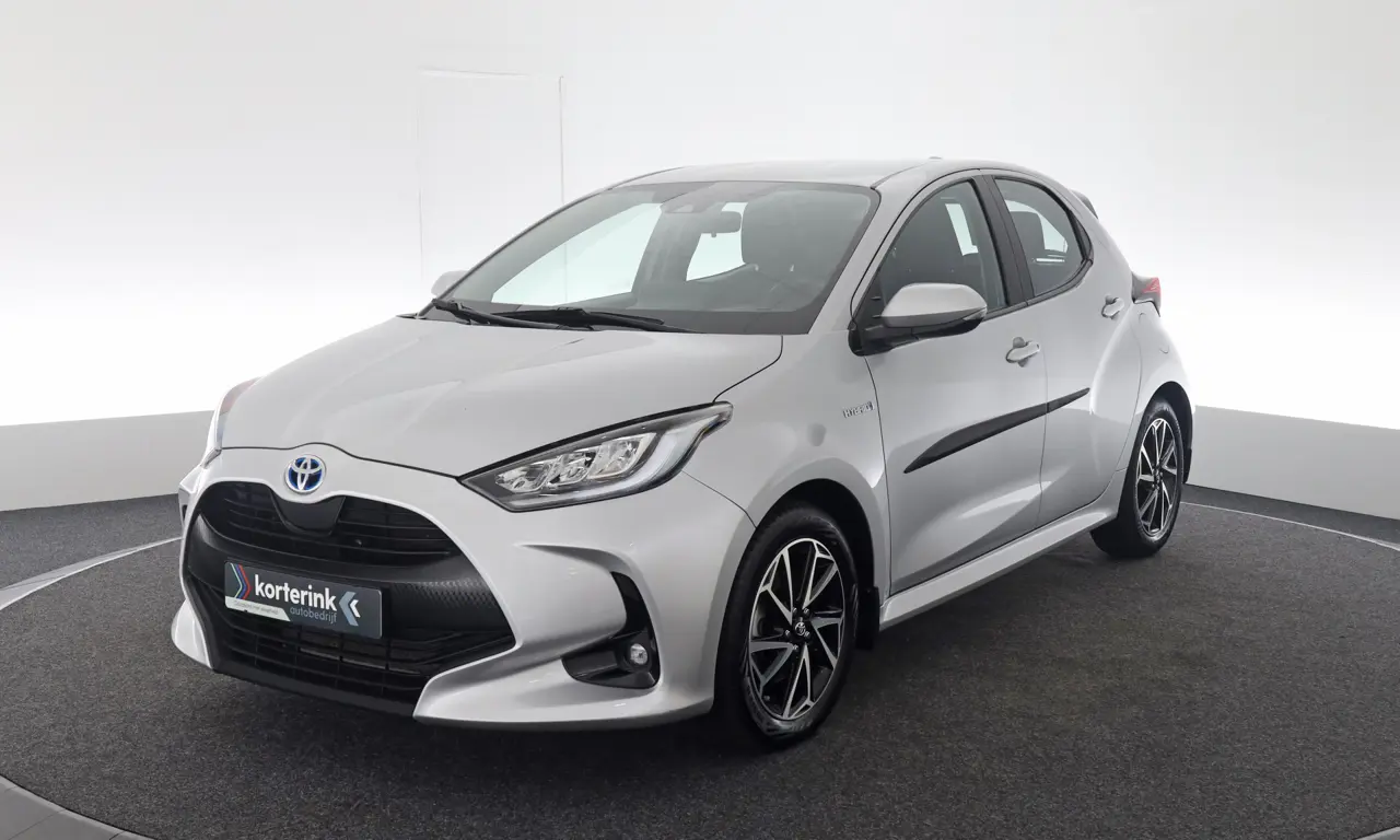 Toyota Yaris 1.5 Hybrid Dynamic 2020, foto 1