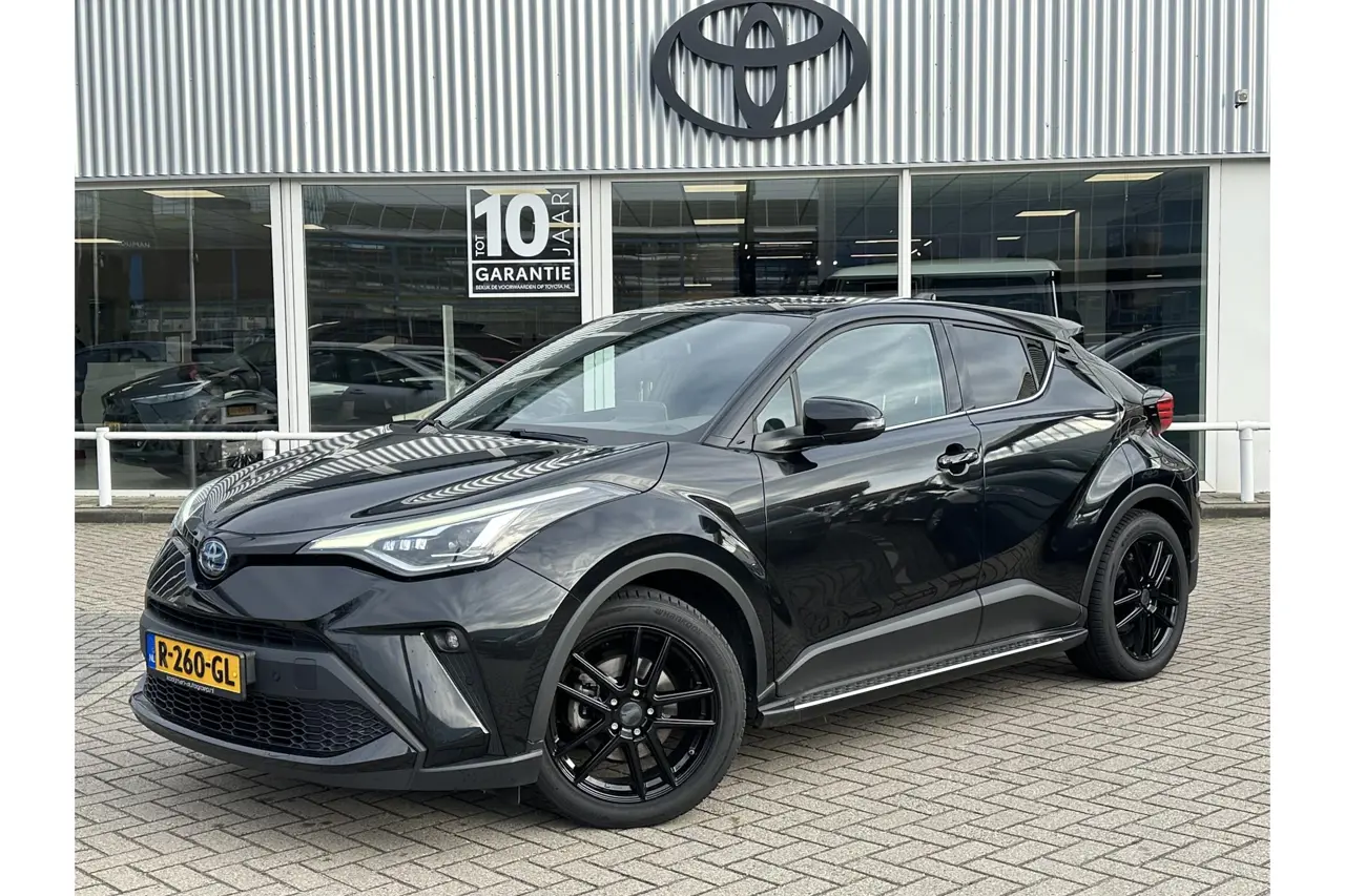 Toyota C-HR 2.0 Hybrid Executive 2022, foto 1