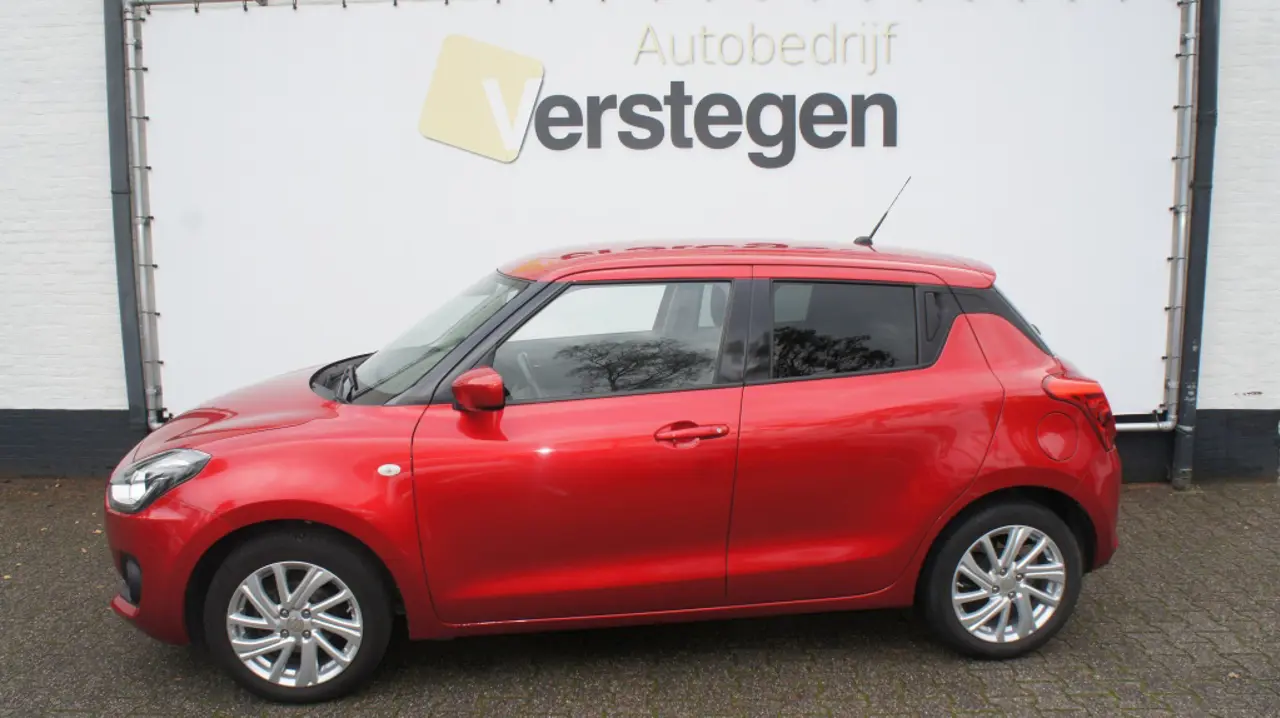 Suzuki Swift 1.2 Select Sh Automaat 2023, foto 1