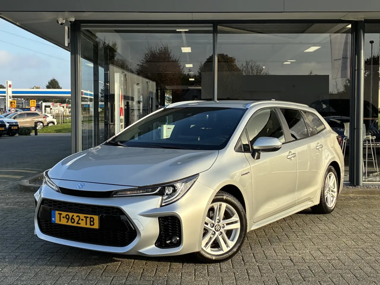Suzuki Swace 1.8 Hybrid Style 2021, photo 1