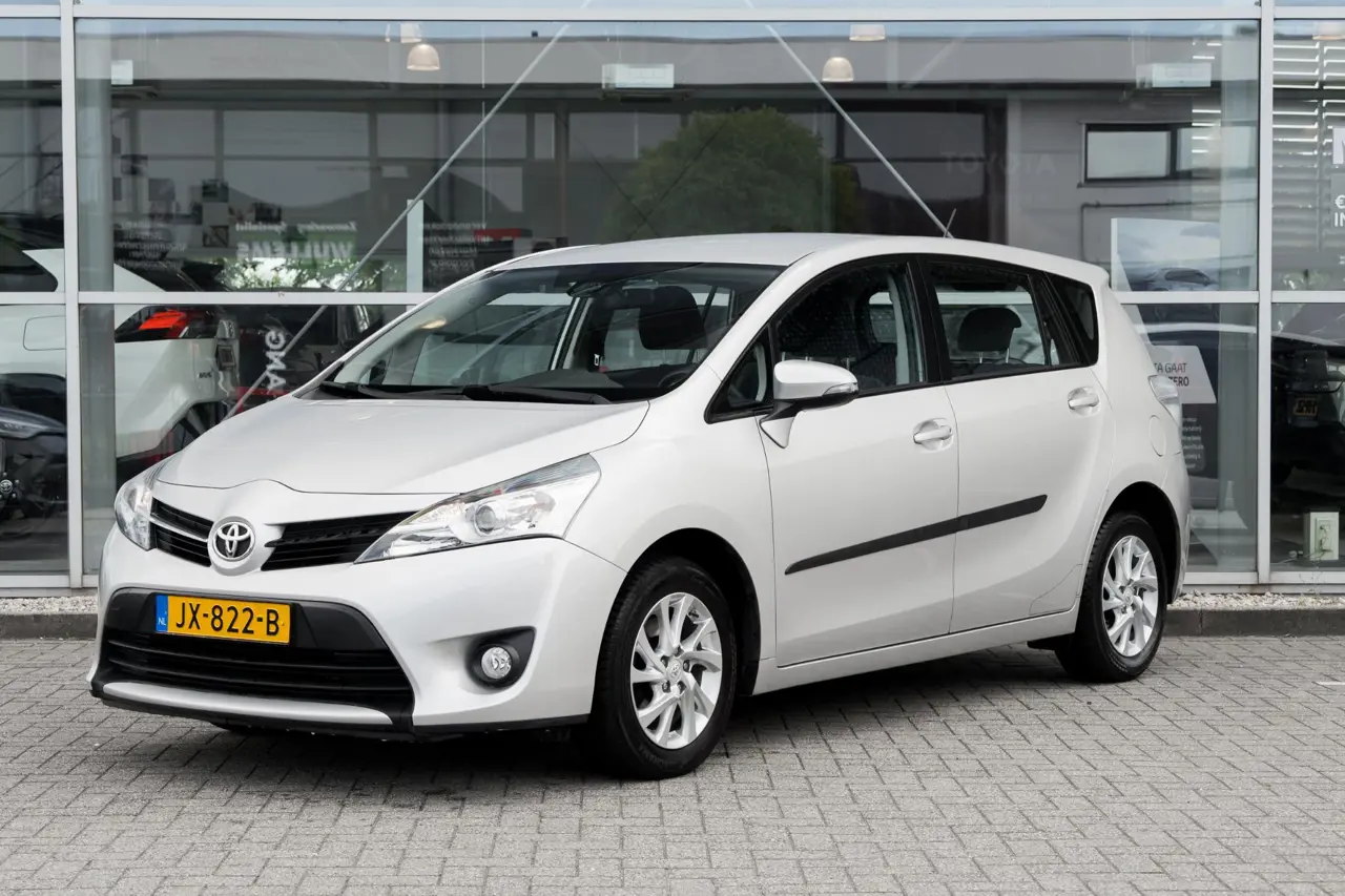 Toyota Verso 1.6 VVT-i Comfort 2016, foto 1