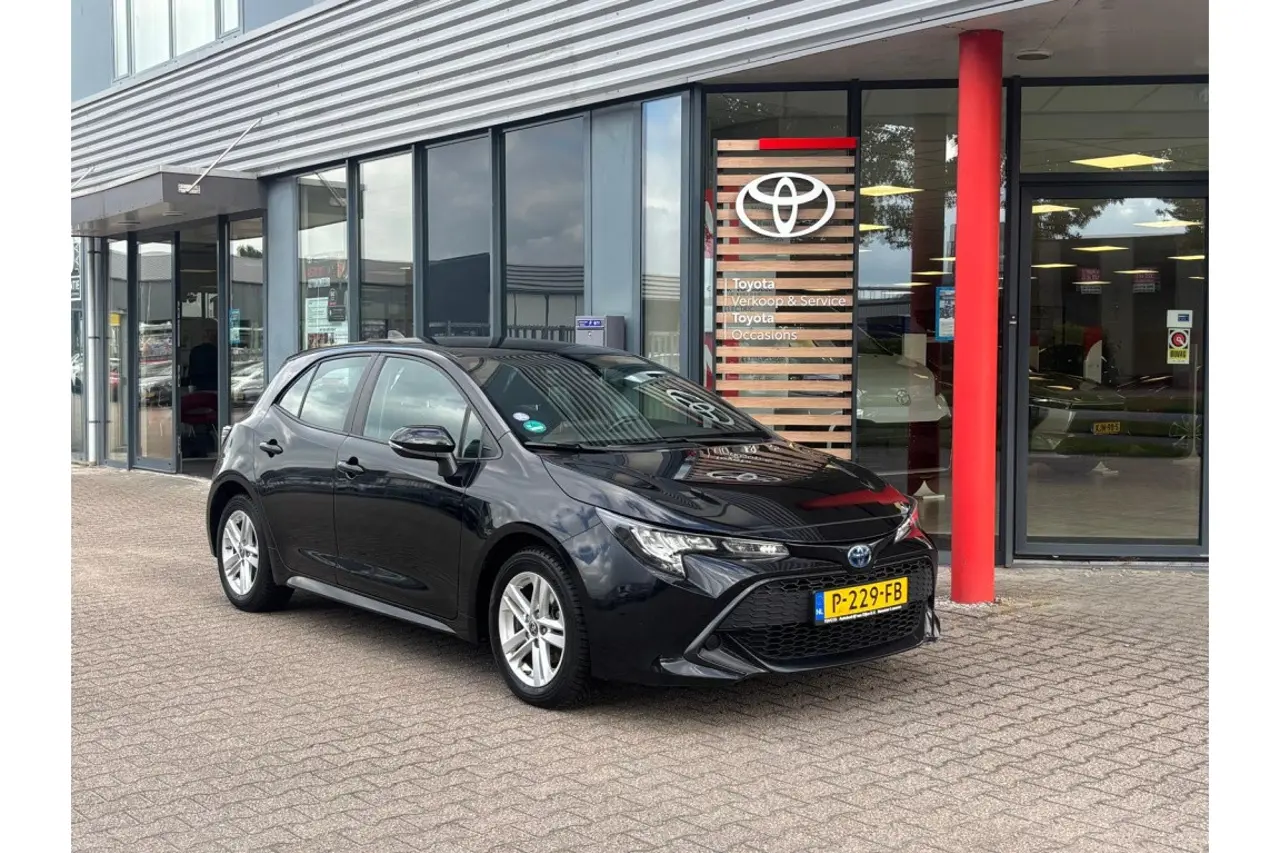 Toyota Corolla 1.8 Hybrid Active 2022, foto 1