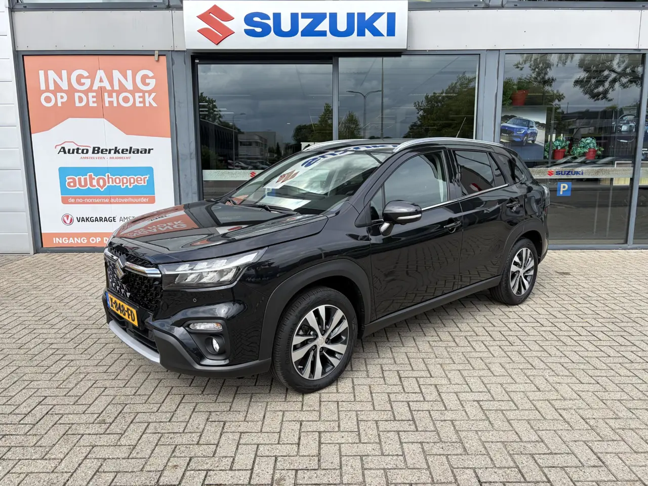 Suzuki S-Cross 1.4 Boosterjet Style Smart Hybrid 2023, foto 1