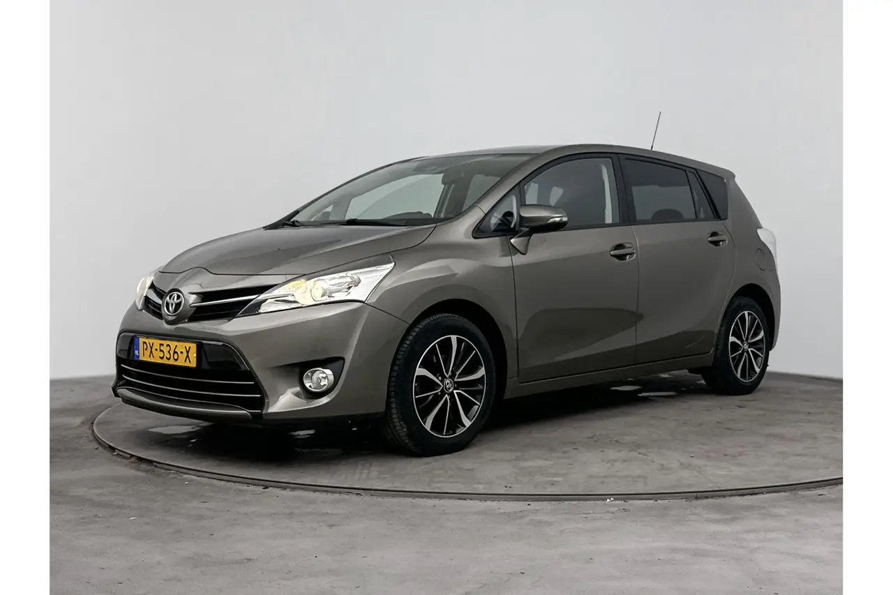 Toyota Verso 1.8 VVT-i Skyview Edition 2017, foto 1