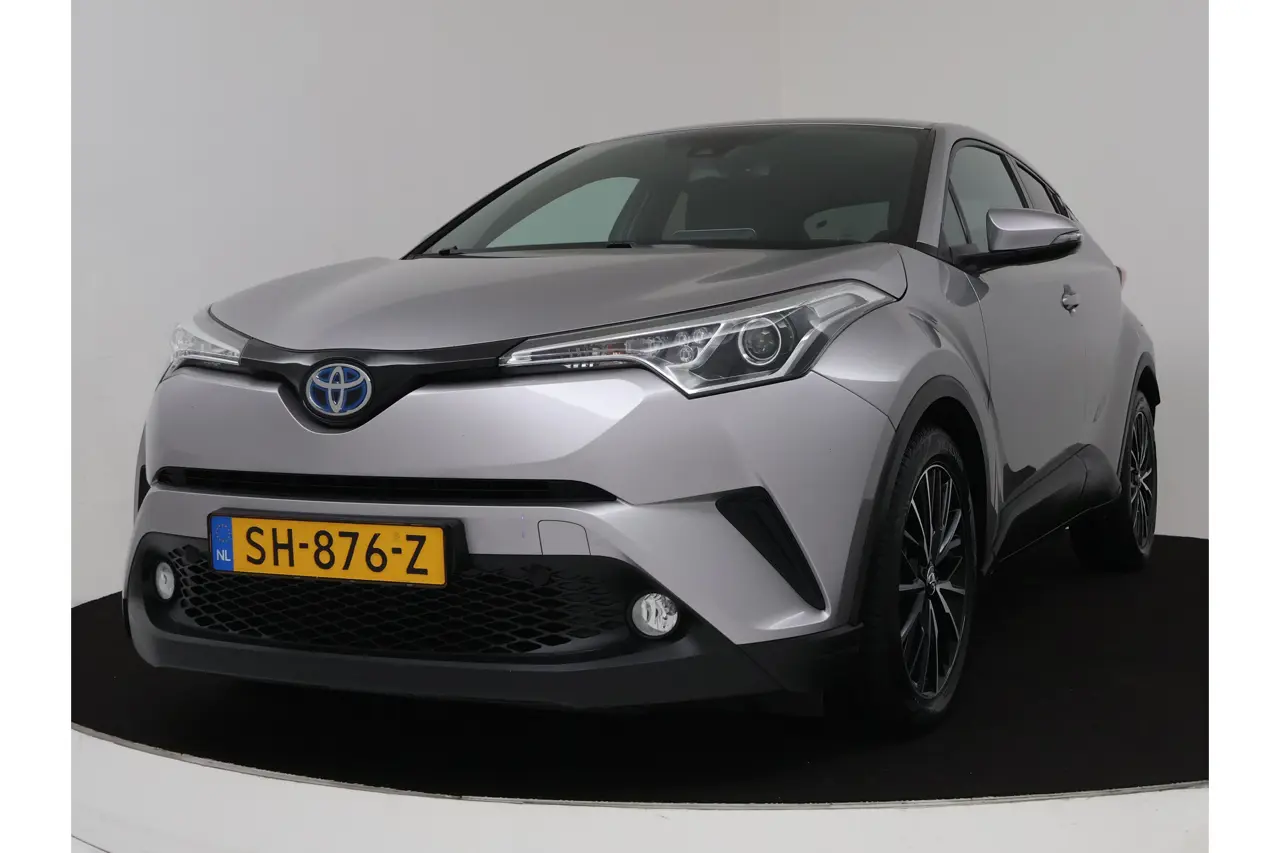 Toyota C-HR 1.8 Hybrid Dynamic 2018, foto 1