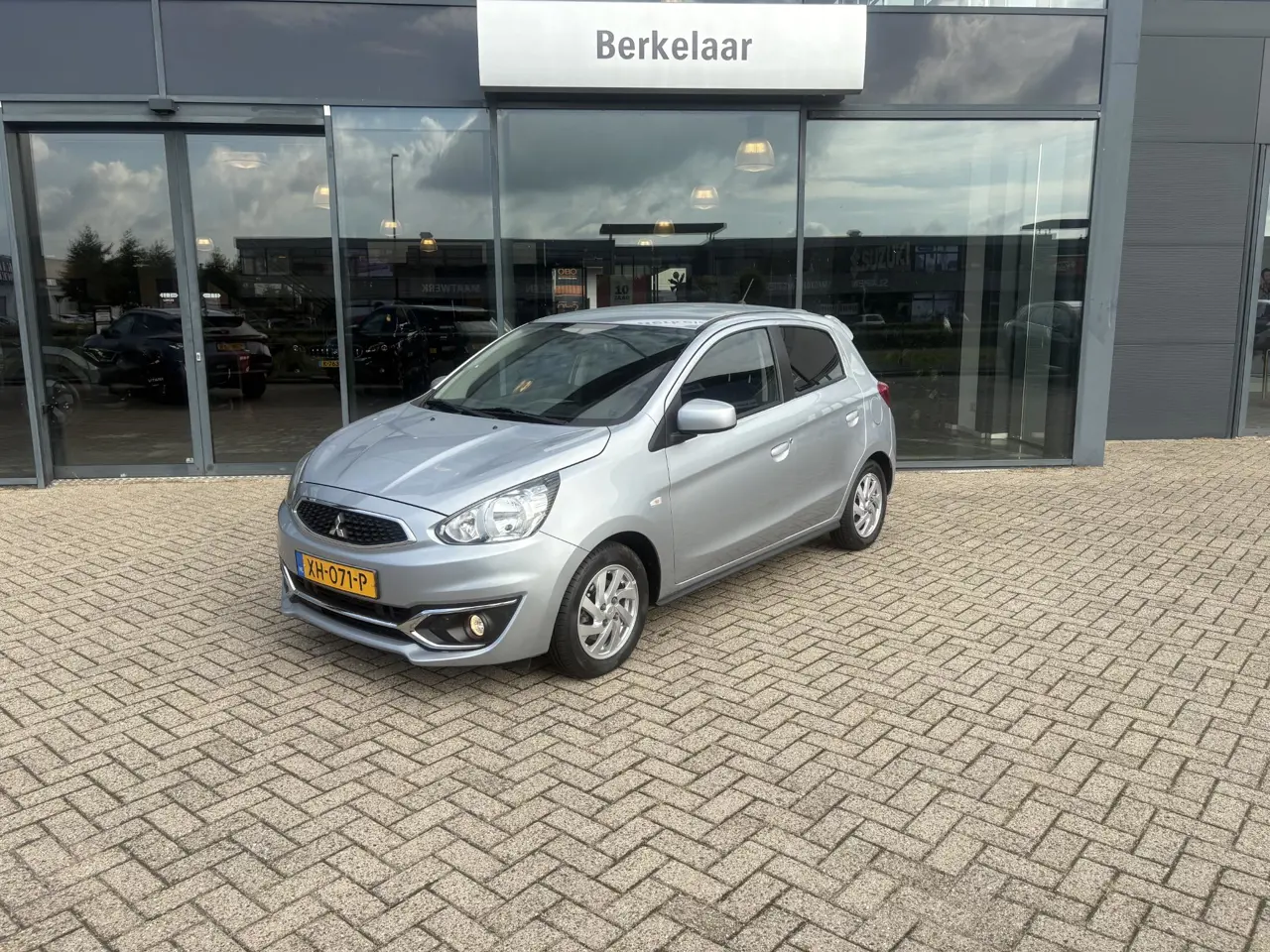 Mitsubishi Space Star 1.0 Intense 2019, foto 1