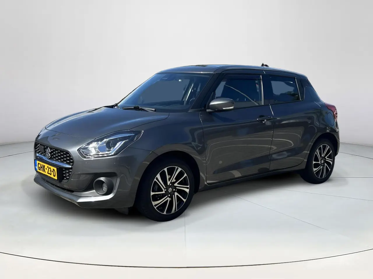 Suzuki Swift 1.2 Style Smart Hybrid 2022, foto 1