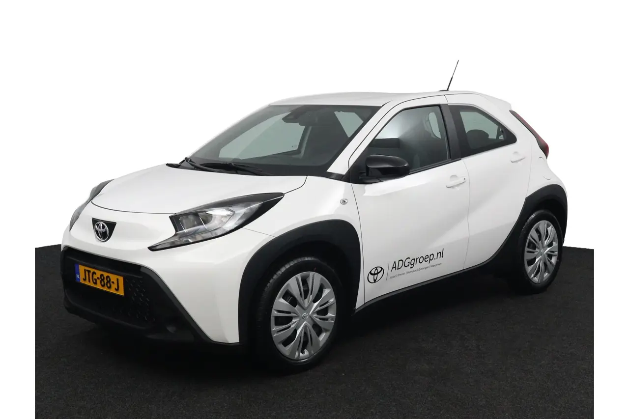 Toyota Aygo X 1.0 VVT-i Mt Play 2025, foto 1