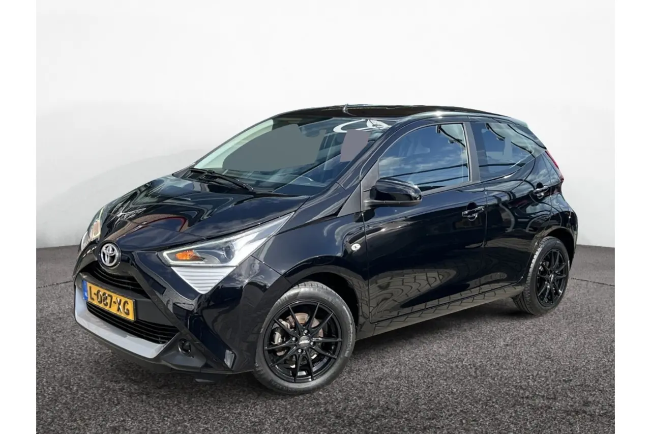 Toyota Aygo 1.0 VVT-i X-Play 2021, foto 1