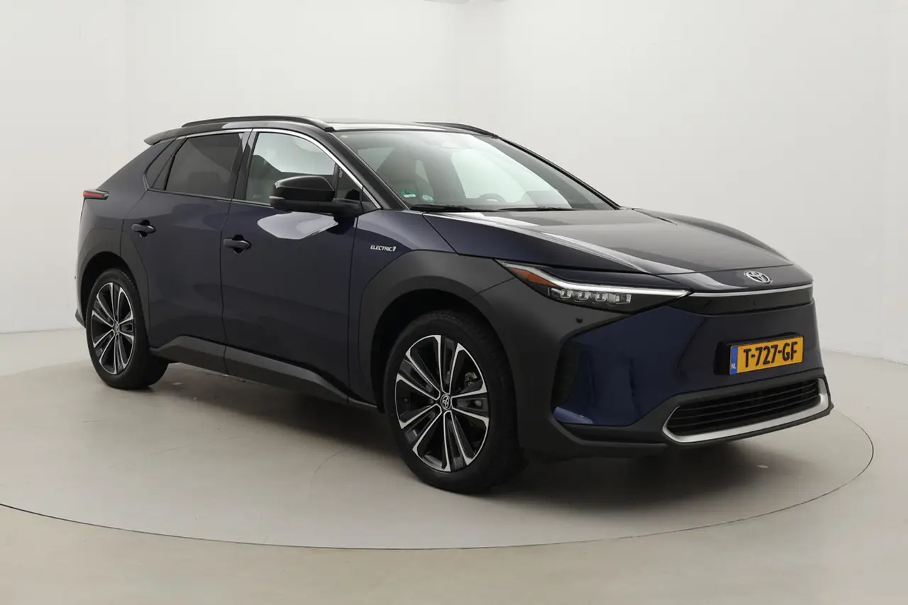 Toyota bZ4X Premium 71 kWh 3-Fase 2023, foto 1