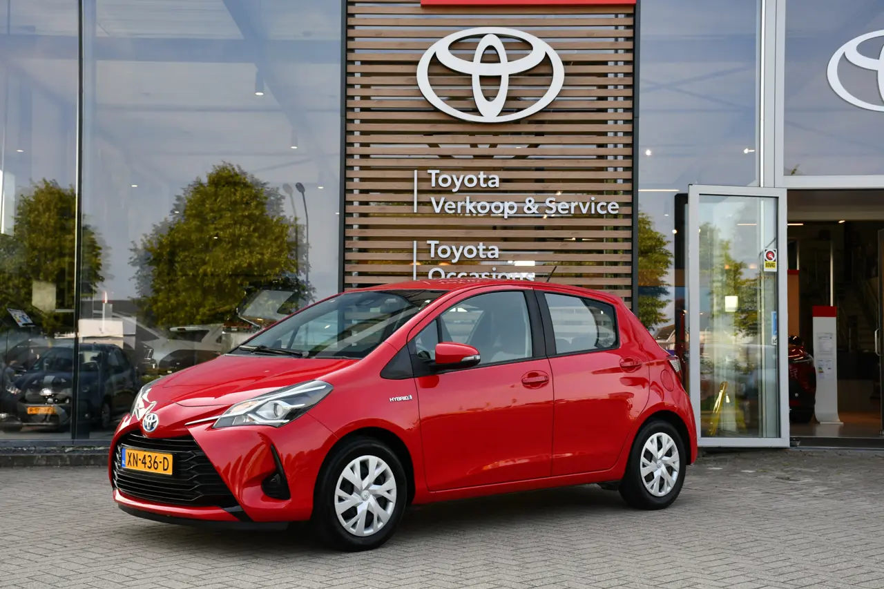 Toyota Yaris 1.5 Hybrid Active Automaat 100Pk 2019, foto 1