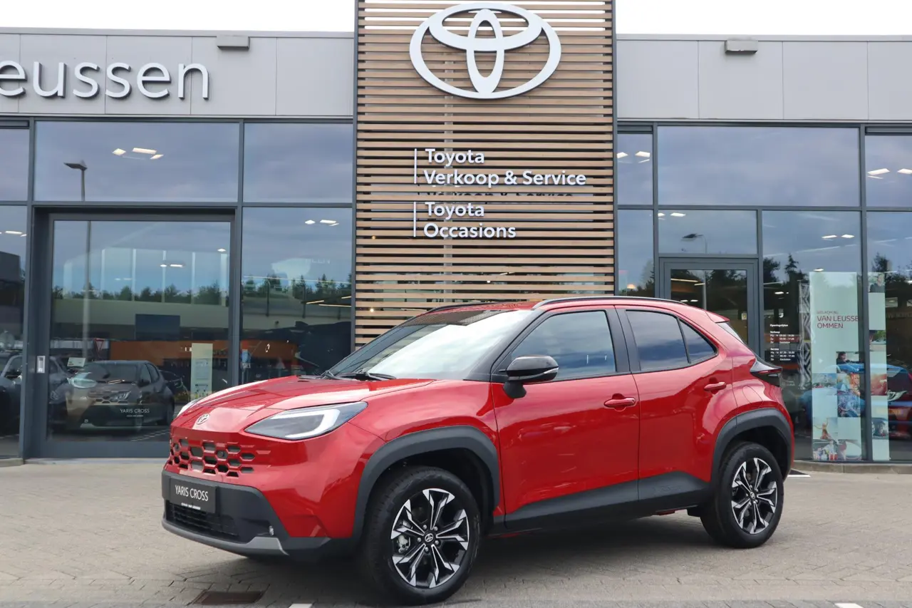 Toyota Yaris Cross Hybrid 130 First Edition 2026, foto 1