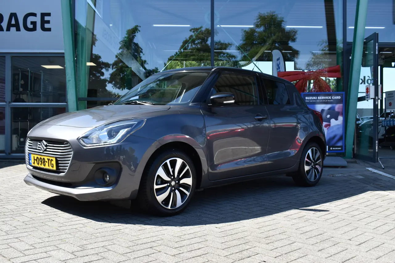 Suzuki Swift 1.0 Stijl Limited Automaat 111Pk 2018, foto 1