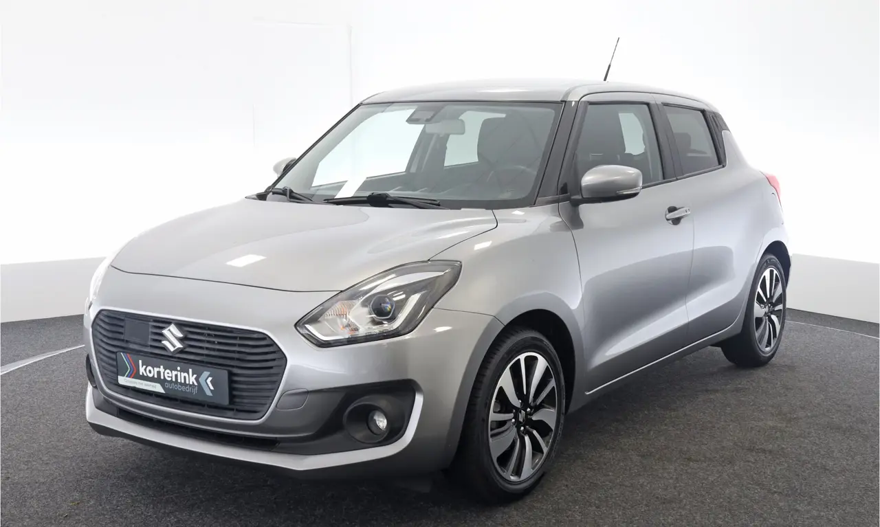 Suzuki Swift 1.2 Stijl Smart Hybrid 2017, foto 1