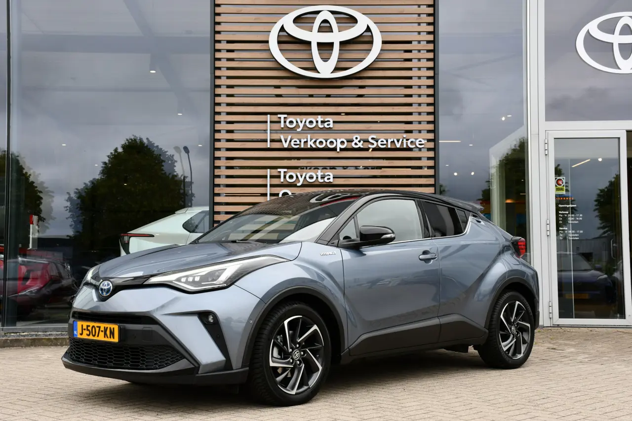 Toyota C-HR 2.0 Hybrid Bi-Tone Automaat 184Pk 2020, foto 1