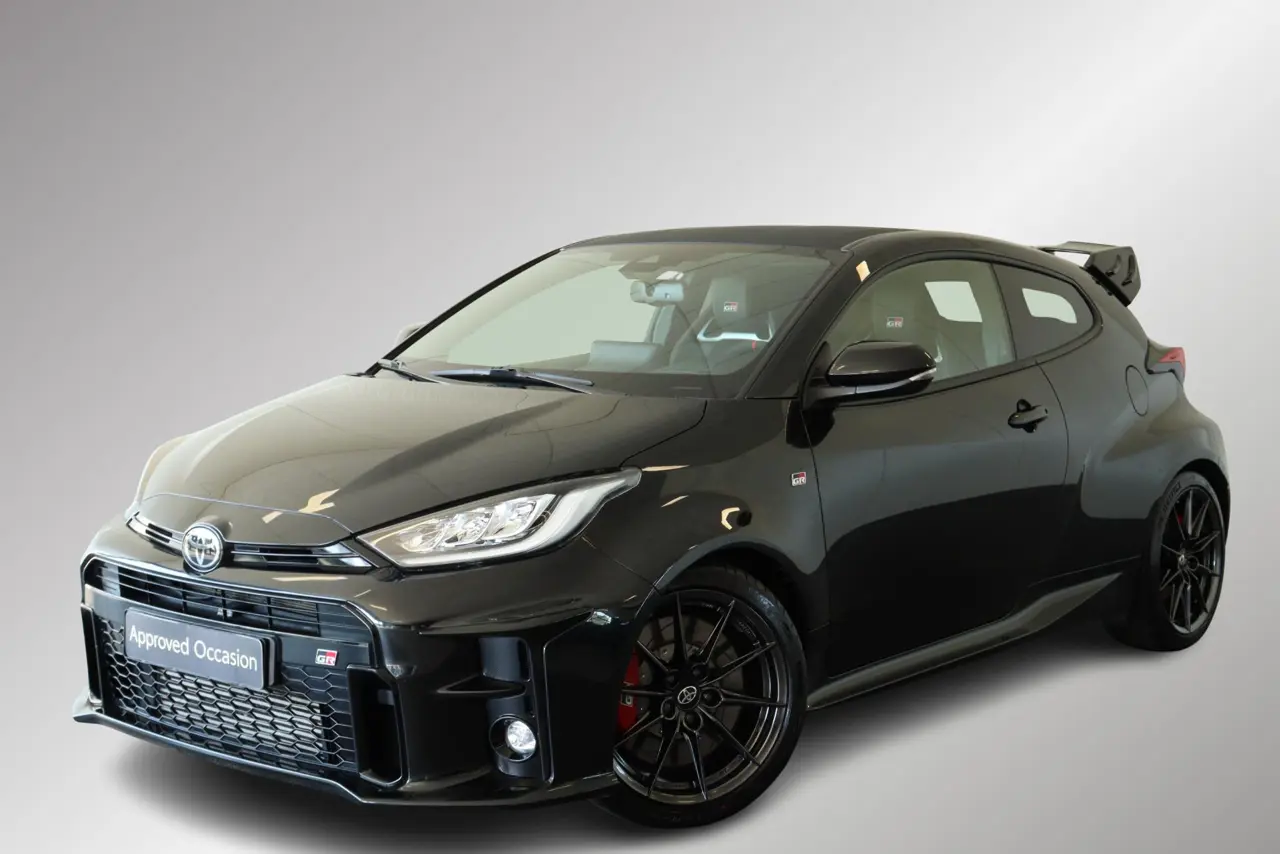 Toyota Yaris 1.6 Gr Performance, Milltek, Kw Schroefset, 2021, foto 1