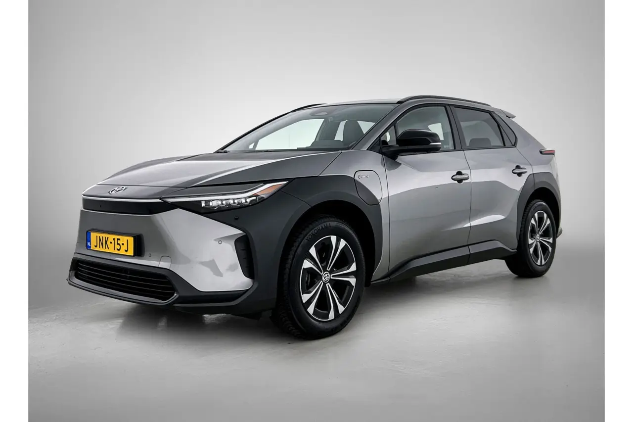 Toyota bZ4X Dynamic 71 kWh 2025, foto 1