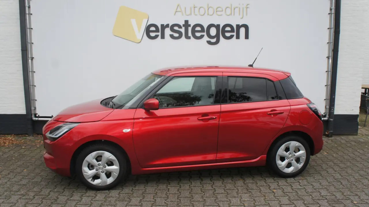 Suzuki Swift 1.2 Select Sm.Hyb. 2025, foto 1