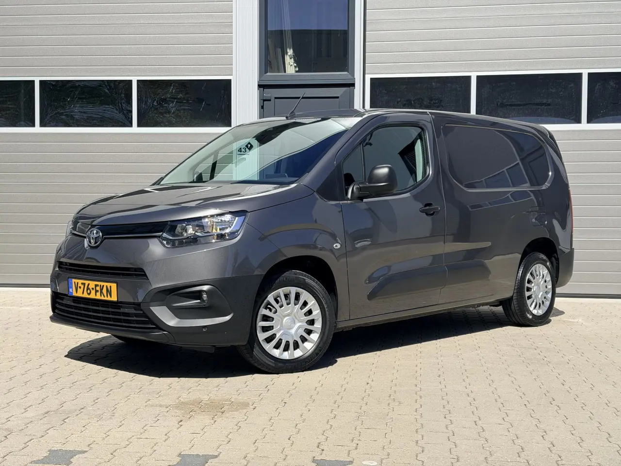 Toyota Proace City Long 1.5 D-4D 102Pk Live L2 2024, foto 1