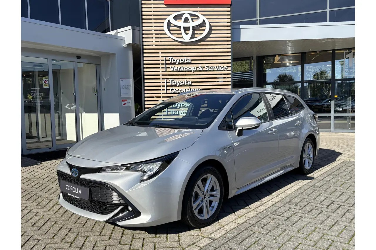 Toyota Corolla 1.8 Hybrid Dynamic 2020, foto 1