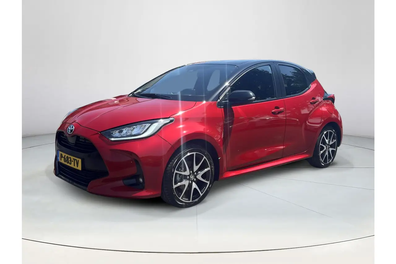 Toyota Yaris 1.5 Hybrid Executive 2022, foto 1