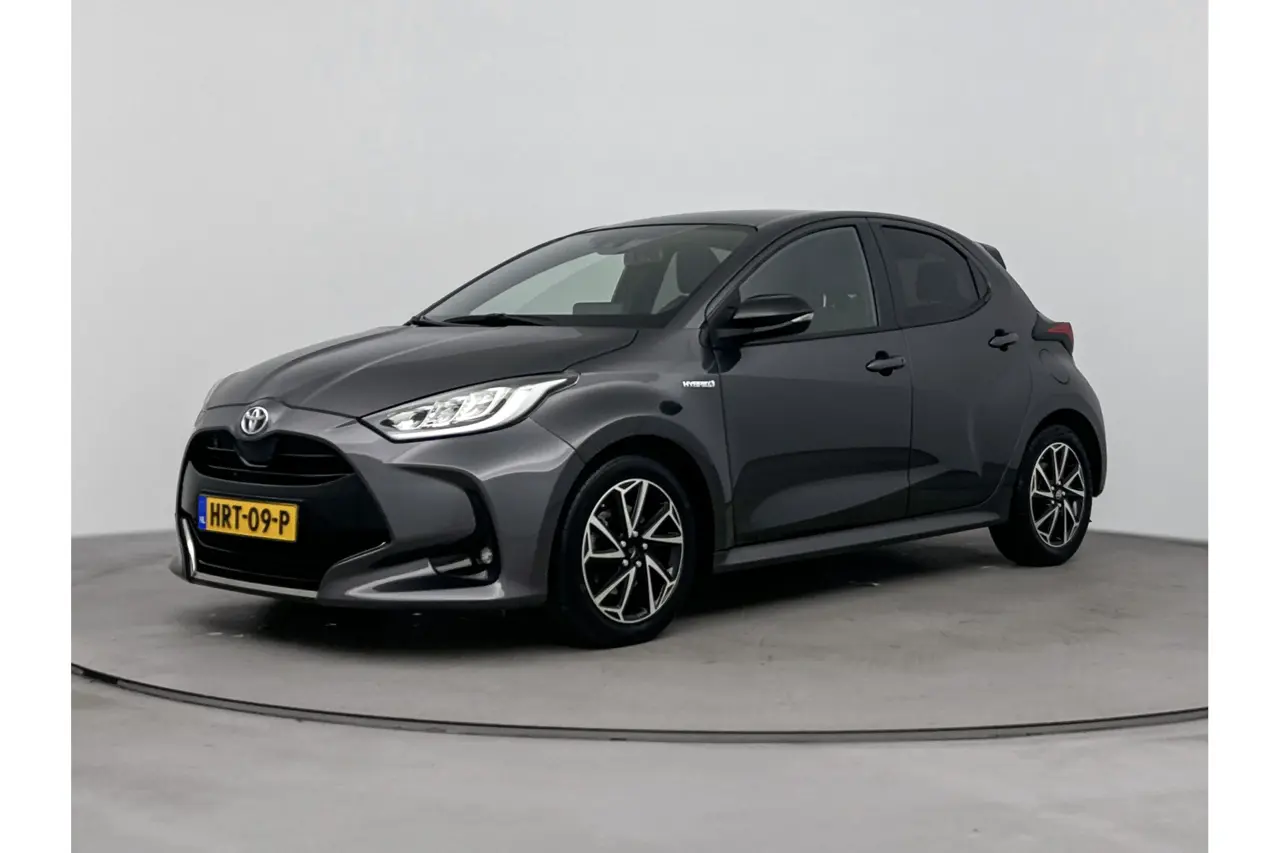 Toyota Yaris 1.5 Hybrid Executive Limited Panoramadak 2021, foto 1