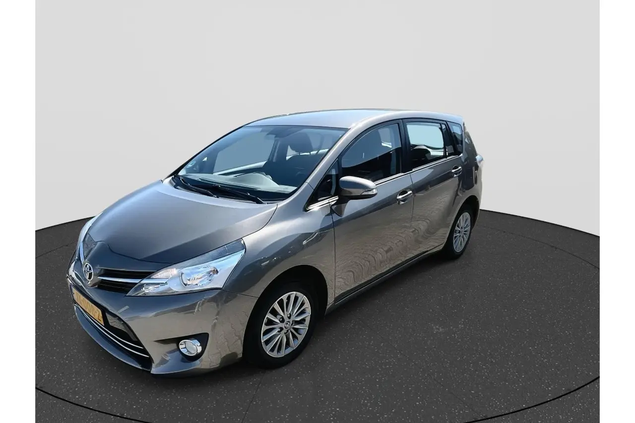 Toyota Verso 1.8 VVT-i Aspiration 2016, foto 1