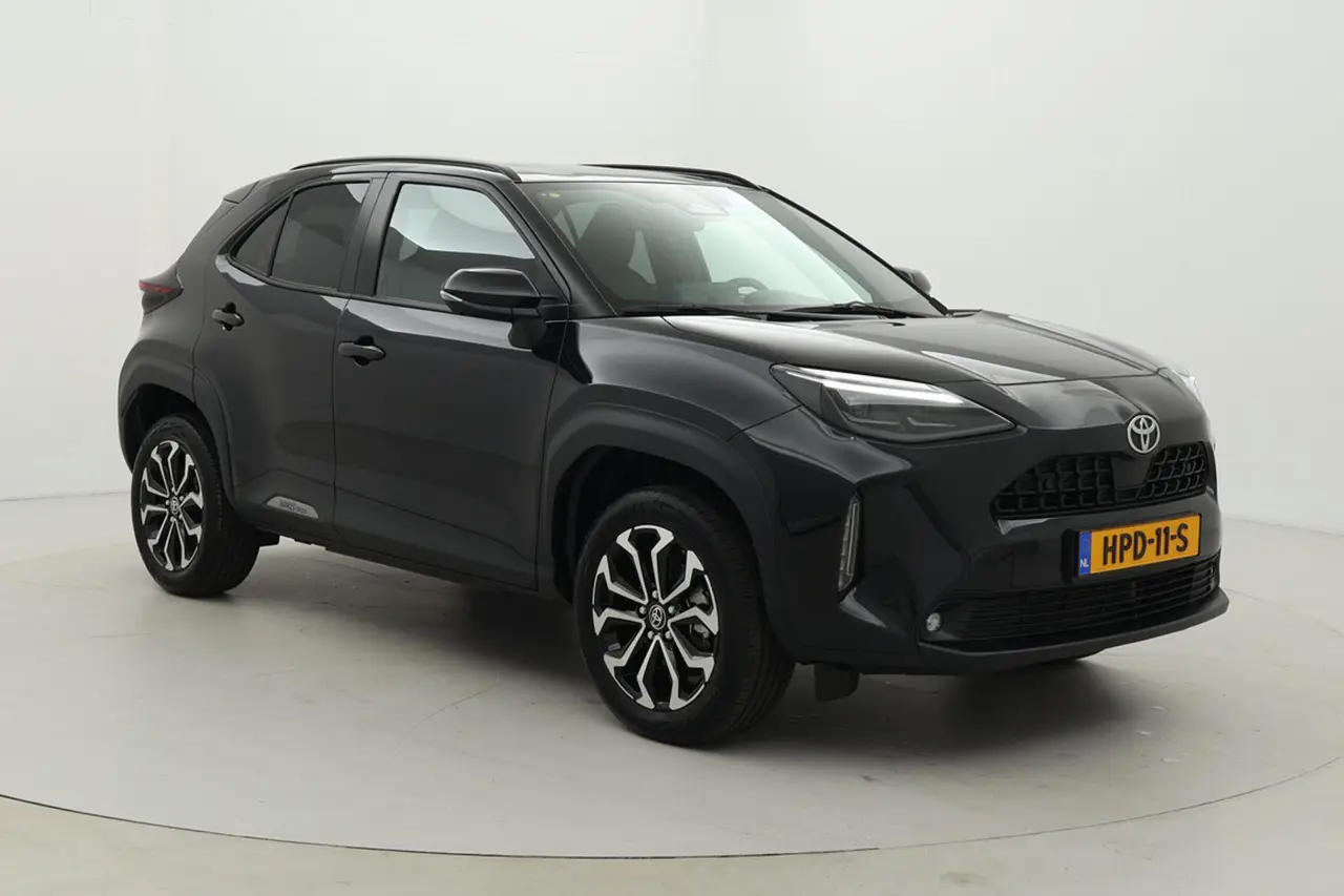 Toyota Yaris Cross 1.5 Hybrid 115 First Edition 2025, foto 1