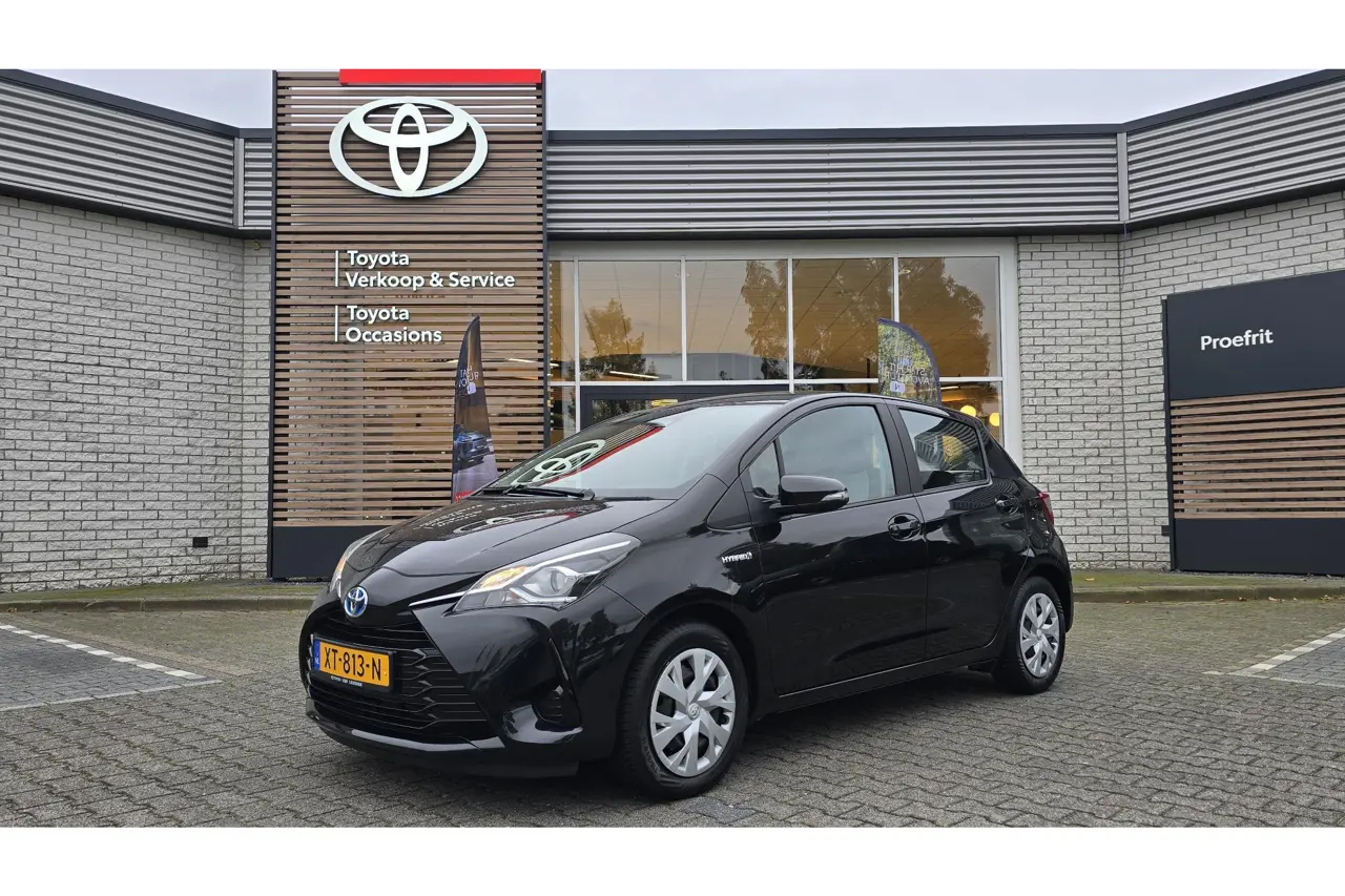Toyota Yaris 1.5 Hybrid Active 2019, foto 1