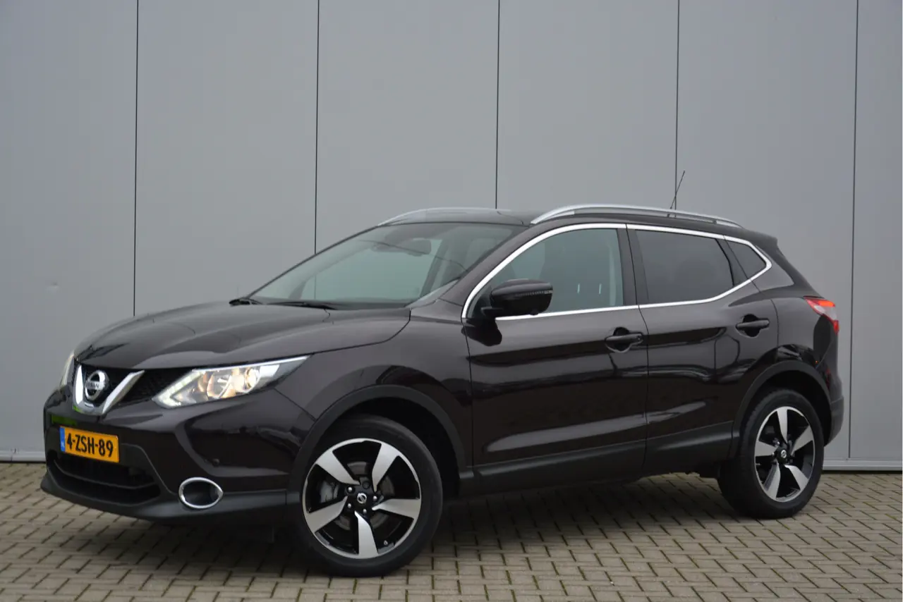 Nissan Qashqai 1.6 Connect Edition 2015, foto 1