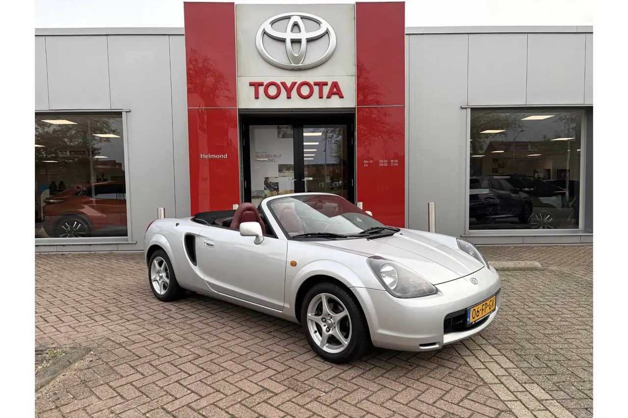 Toyota MR2 1.8-16V VVT-i 2000, foto 1