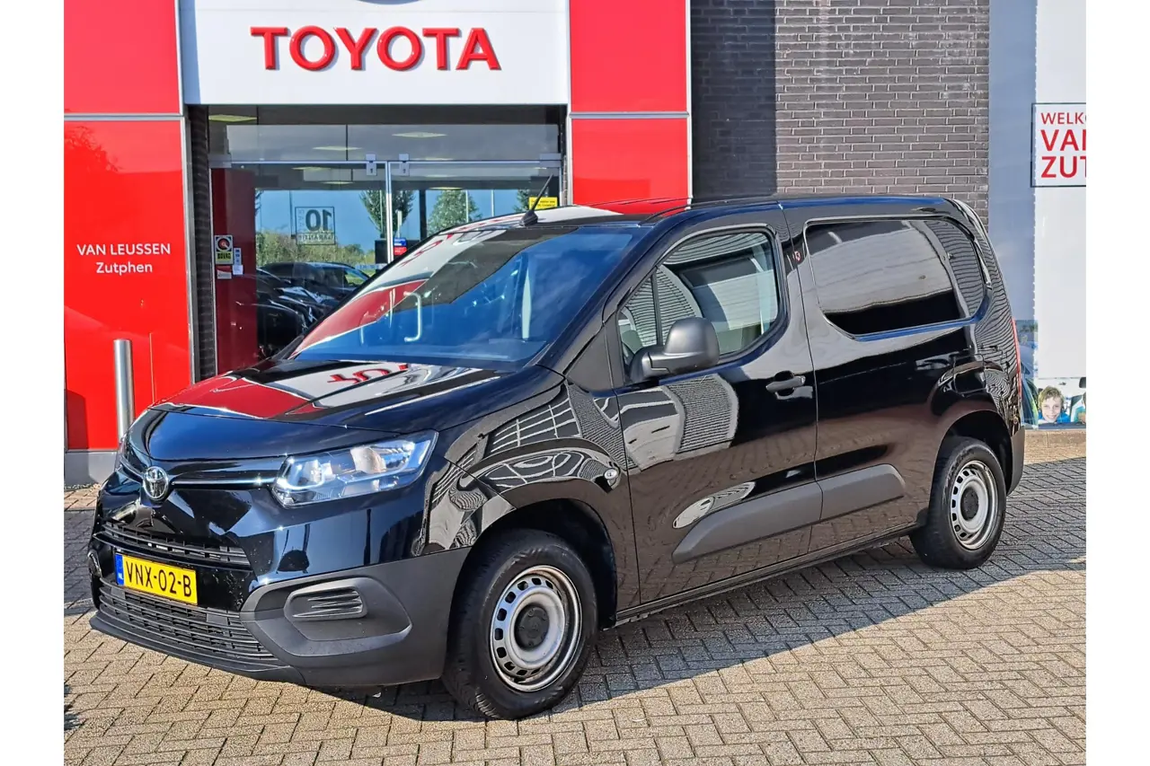Toyota Proace City 1.5 D-4D Cool 2022, foto 1
