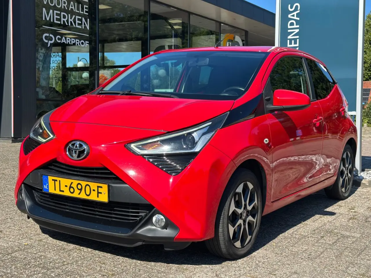 Toyota Aygo 1.0 VVT-i 5-Drs X-Clusiv '' Apple Carplay 2018, foto 1