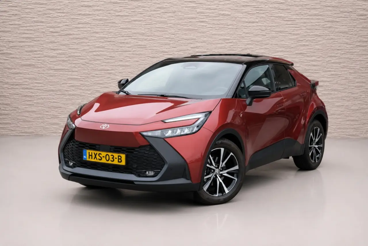 Toyota C-HR 5-Deurs 1.8 Hybrid 140 Dynamic Automaat 2025, foto 1