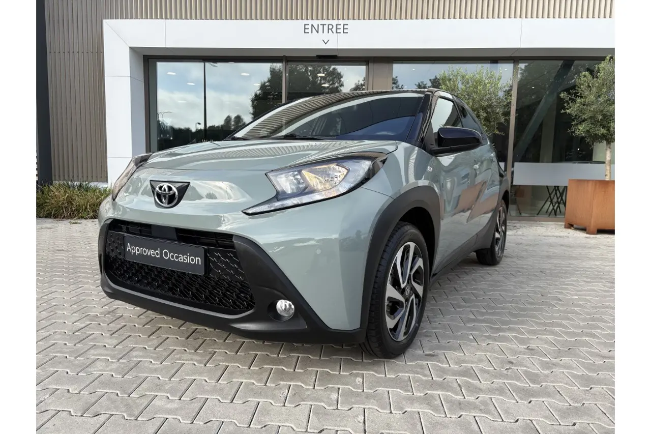 Toyota Aygo X 1.0 VVT-i S-CVT Pulse Bi-Tone 2025, foto 1