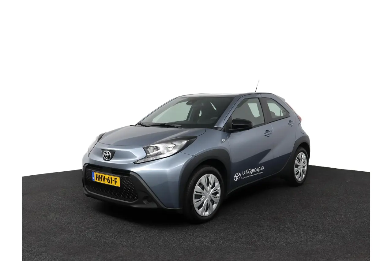 Toyota Aygo X 1.0 VVT-i Mt Play 2025, photo 1