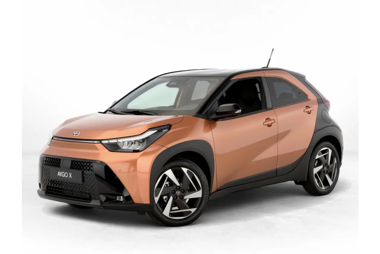 Toyota Aygo X Hybrid 115 Envy 2026, foto 1