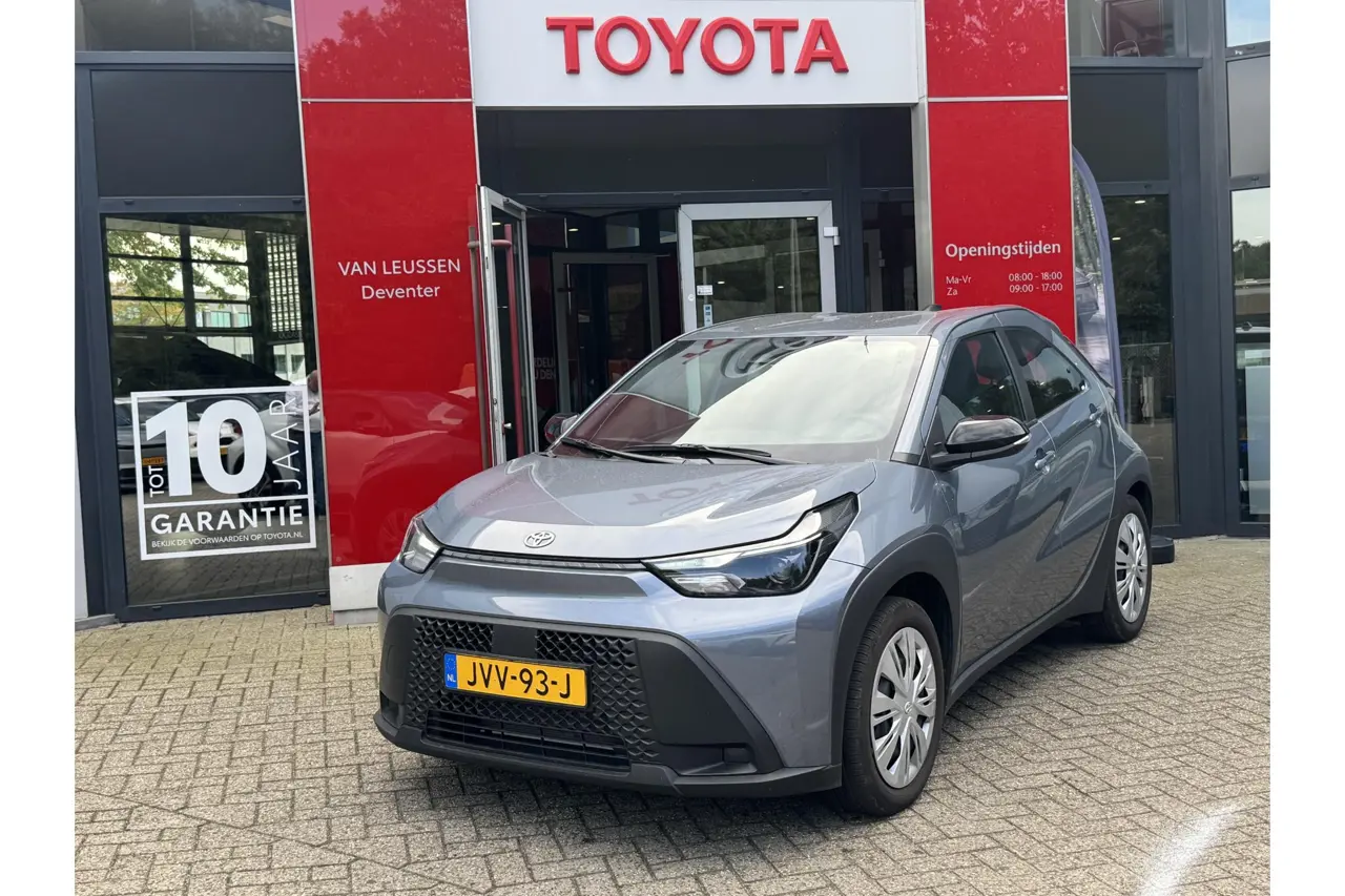 Toyota Aygo X Hybrid 115 Play 2026, foto 1