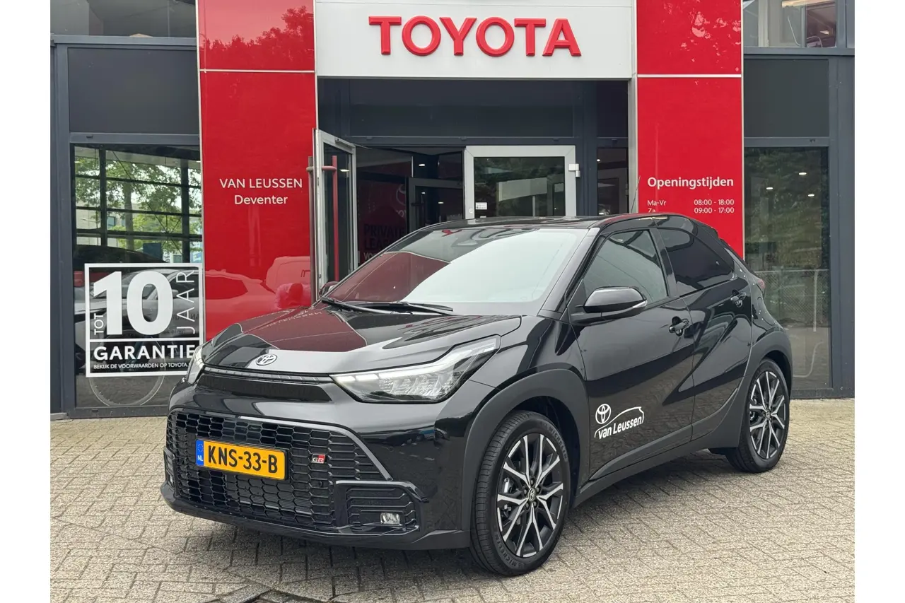 Toyota Aygo X Hybrid 115 Gr-Sport 2026, foto 1