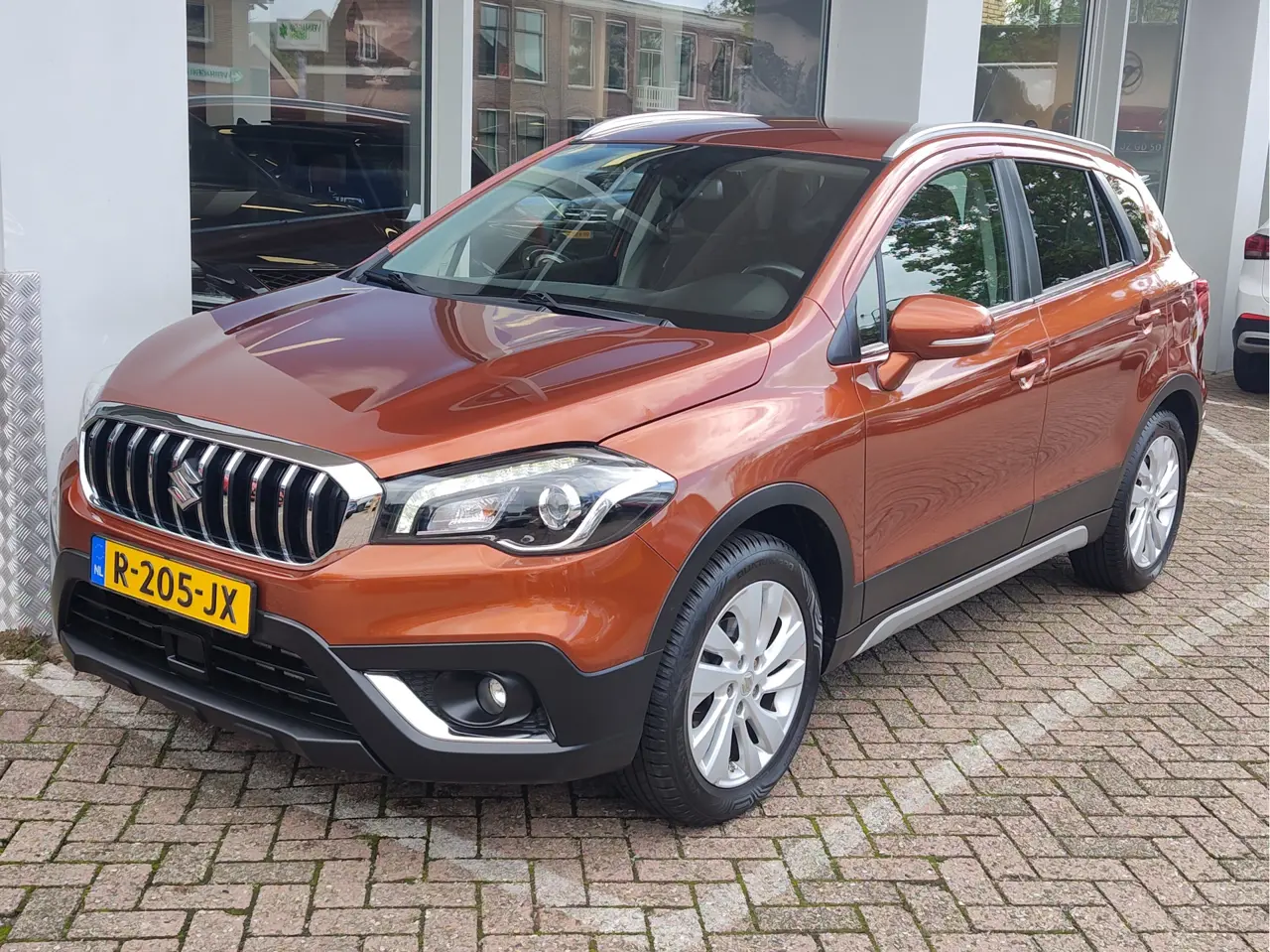 Suzuki S-Cross 1.4 Boosterjet Select Smart Hybrid 2021, foto 1