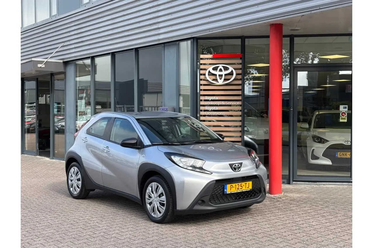 Toyota Aygo X 1.0 VVT-i Mt Play 2022, foto 1