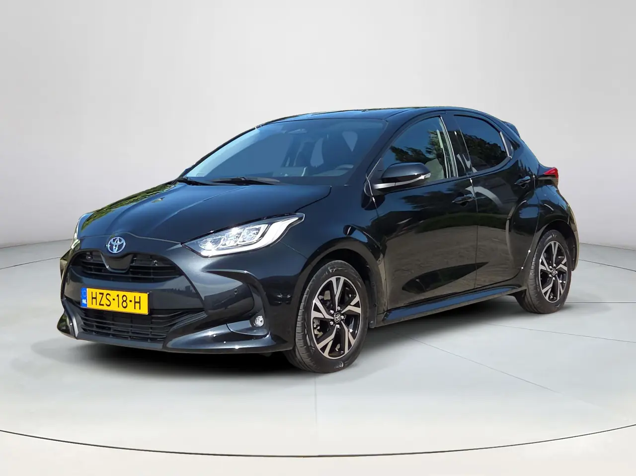 Toyota Yaris 1.5 Hybrid 115 Dynamic Comfort Pack 2025, foto 1