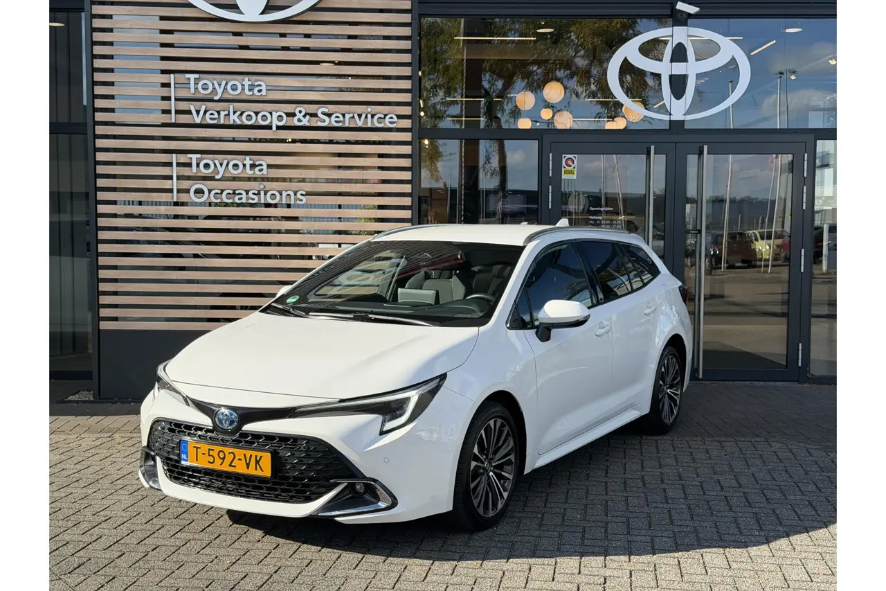 Toyota Corolla Touring Sports Hybrid 140 Dynamic 2023, foto 1