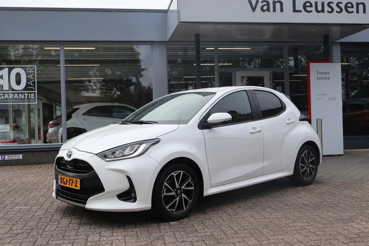Toyota Yaris 1.5 Hybrid 115 Dynamic 2023, foto 1