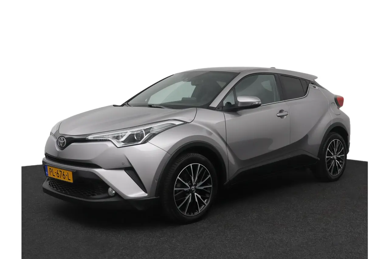 Toyota C-HR 1.2 Executive 2017, foto 1