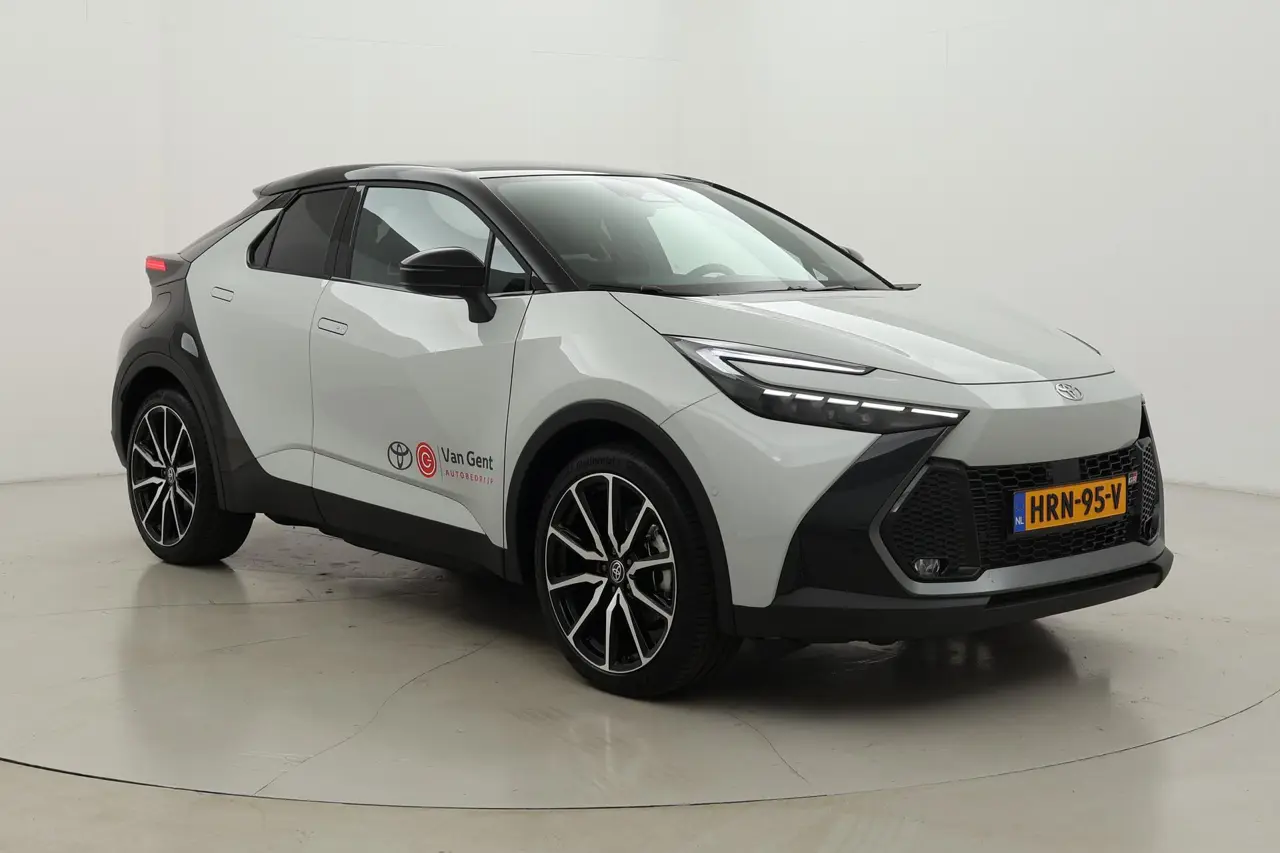 Toyota C-HR 2.0 Plug-In Hybrid 220 Gr Sport Premium 2025, foto 1