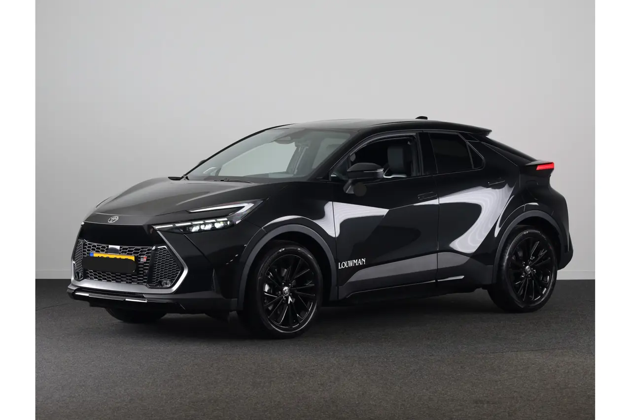 Toyota C-HR 2.0 Plug-In Hybrid 220 Black Edition 2026, foto 1