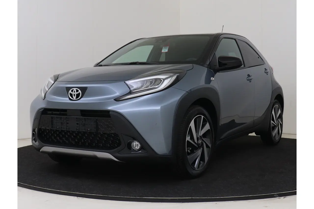 Toyota Aygo X 1.0 VVT-i Mt Envy 2025, foto 1